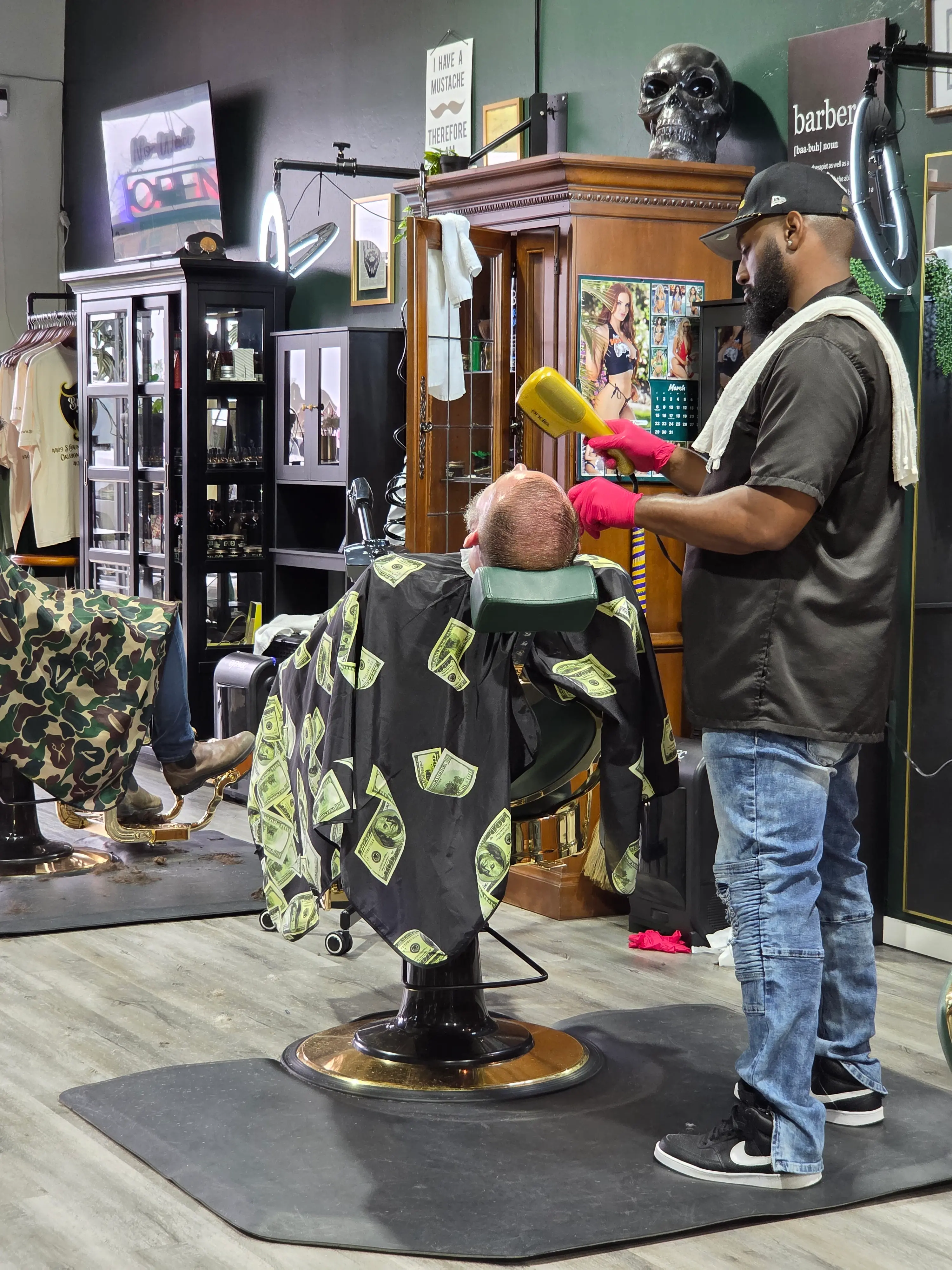 Mike blowdry treatment